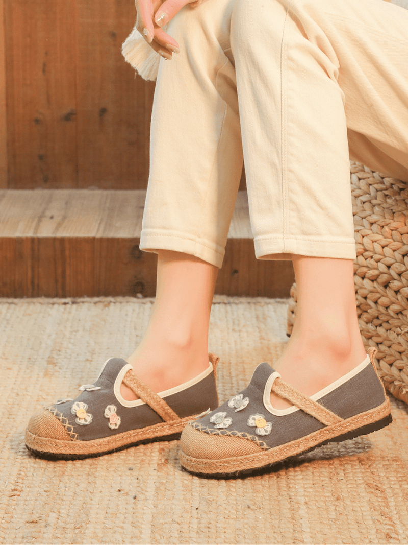 Sophisticated Garment with a Clean Classic Look
