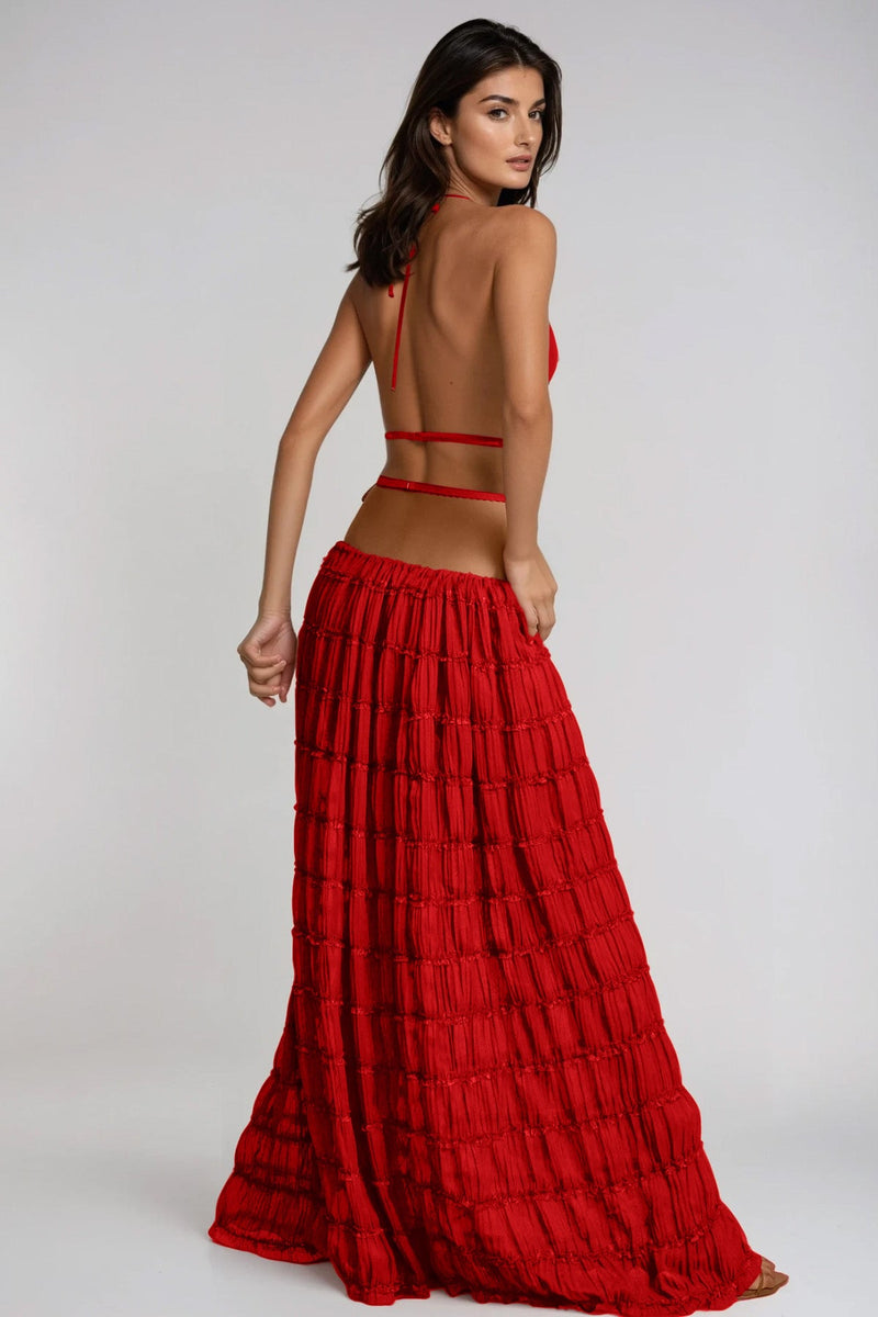 Well Tailored Garment with a Graceful Silhouette