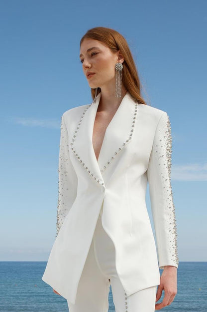 Polished Garment with an Effortless Classic Look