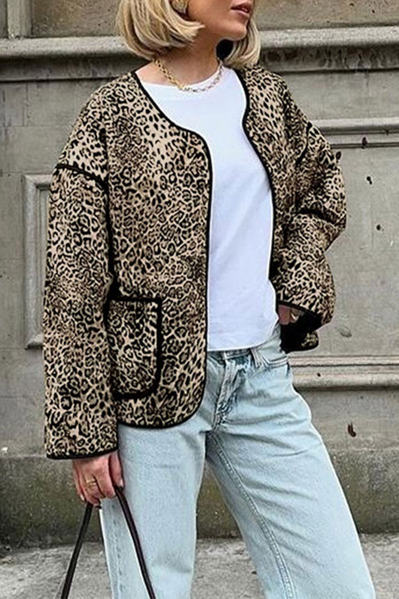 Gracefully Styled Garment for Any Occasion