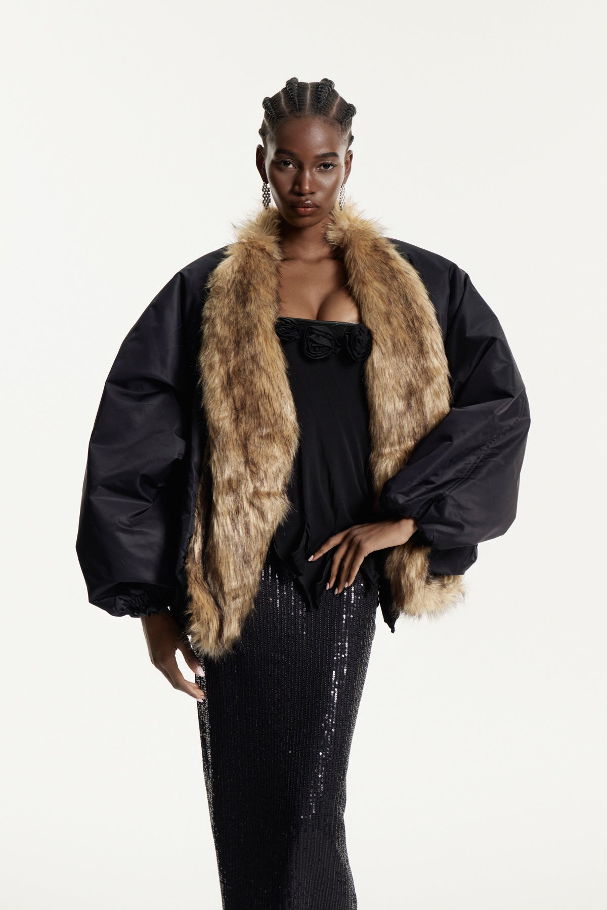 Effortlessly Elegant Jacket with a Timeless Design