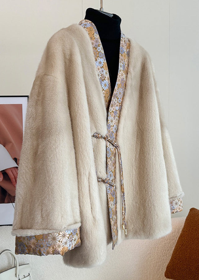 Gracefully Styled Coat for Any Occasion