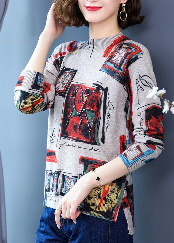 Well Tailored Sweater with a Graceful Silhouette