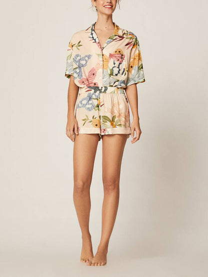 Well Tailored Shirt with a Graceful Silhouette