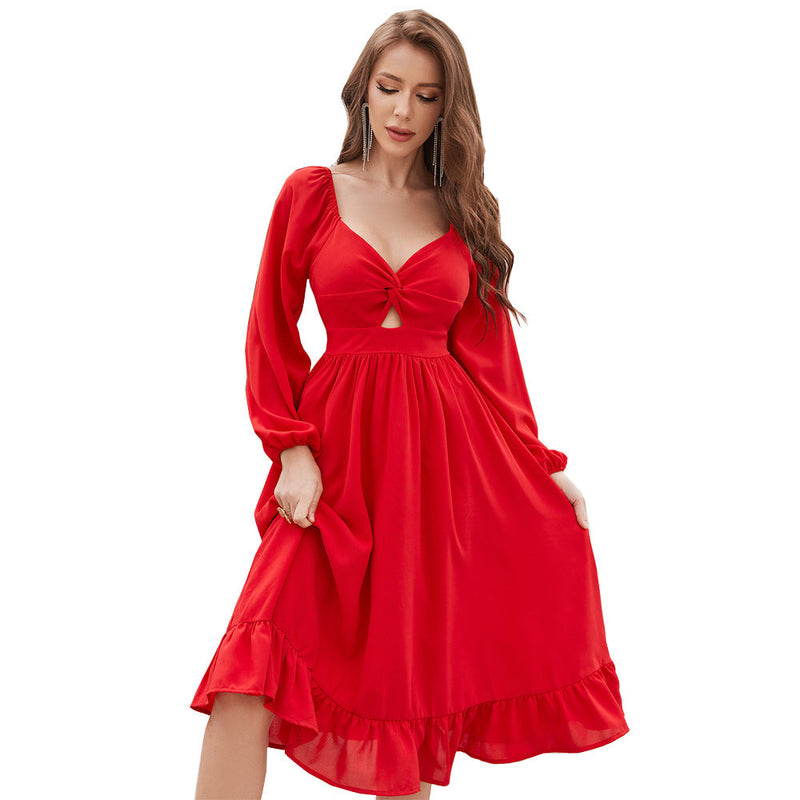 Well Tailored Dress with a Graceful Silhouette
