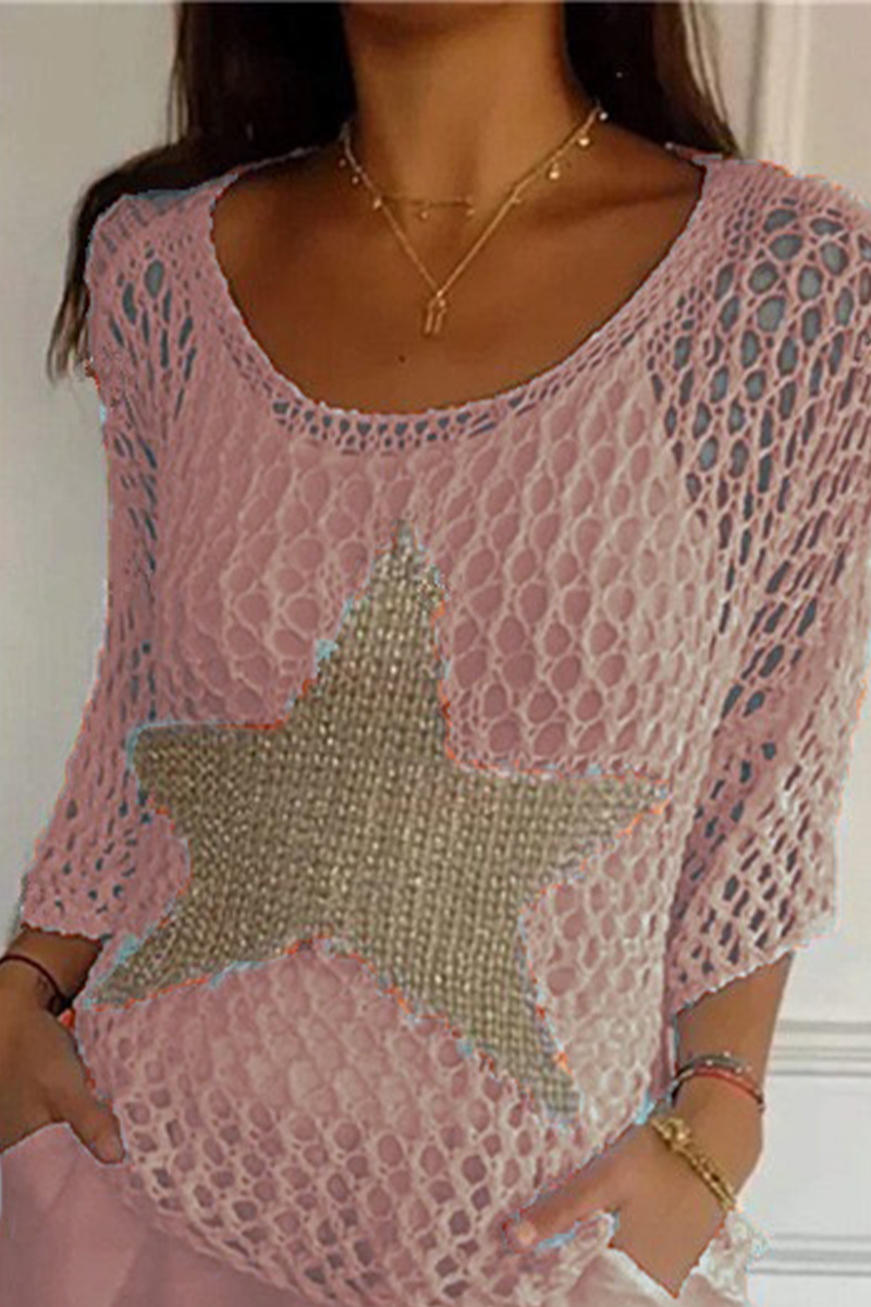 Classic Vintage Sweater with a Flattering Fit