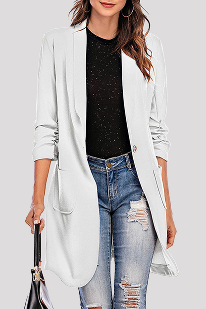 Effortlessly Elegant Garment with a Timeless Design