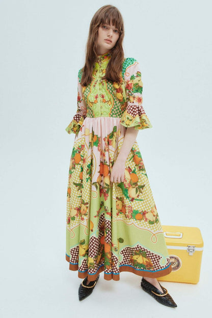 Well Tailored Dress with a Graceful Silhouette
