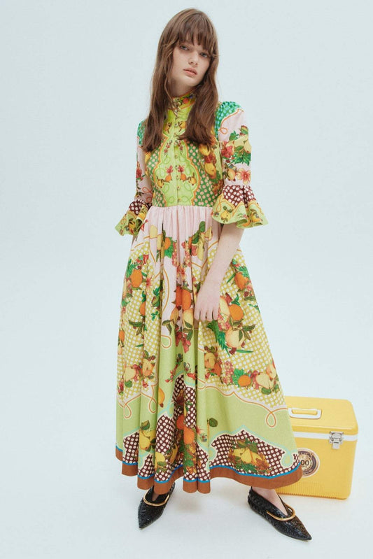 Well Tailored Dress with a Graceful Silhouette