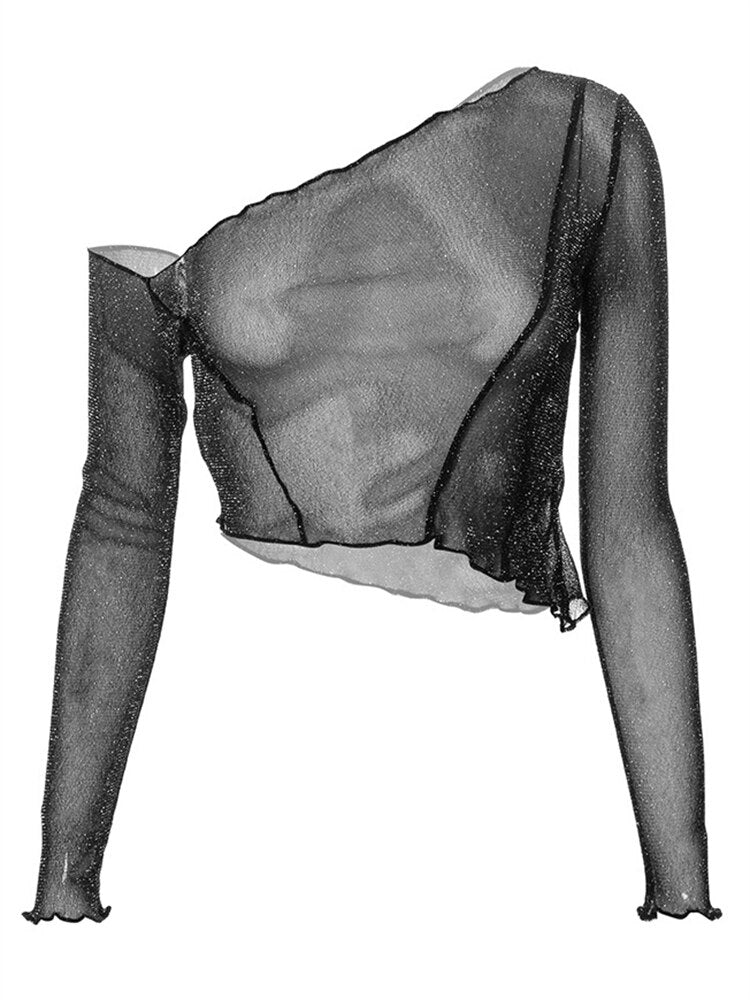 Well Tailored Top with a Graceful Silhouette