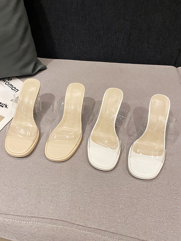 Well Tailored Sandals with a Graceful Silhouette