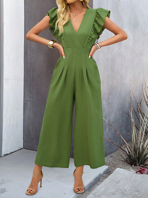 Well Tailored Garment with a Graceful Silhouette