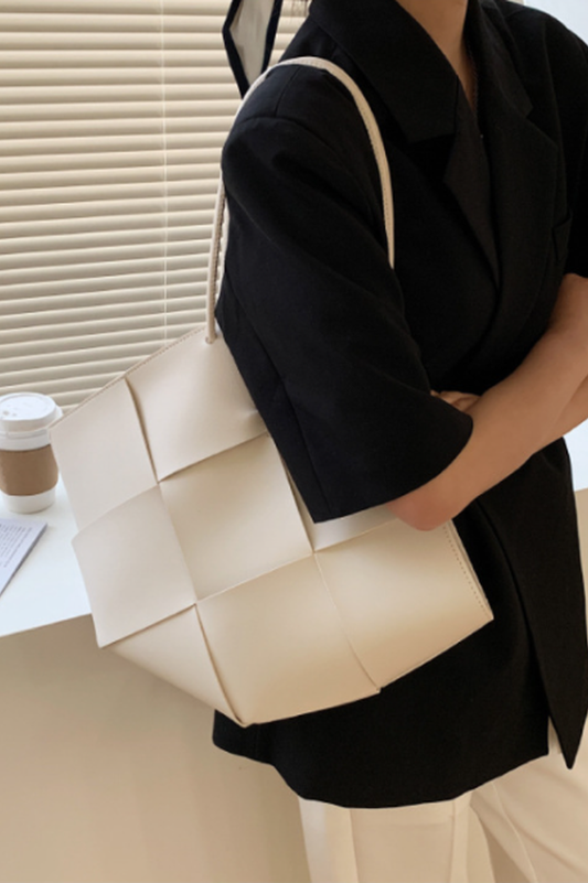 Beautifully Crafted Bag in a Classic Style