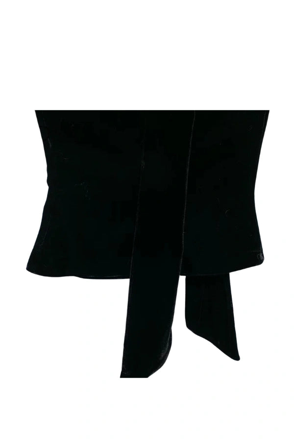 Elegantly Styled Blouse for Everyday Wear