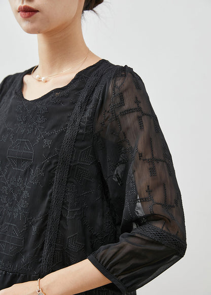 Elegantly Styled Blouse for Everyday Wear