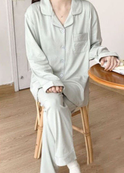 Sophisticated Garment with a Clean Classic Look