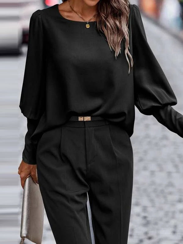 Beautifully Finished Blouse in a Timeless Design