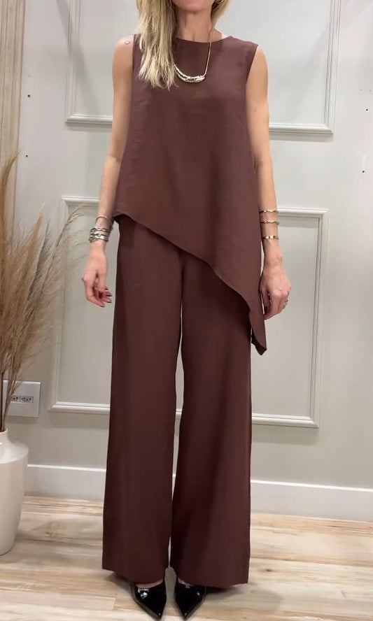 Classic Vintage Pants with a Flattering Fit