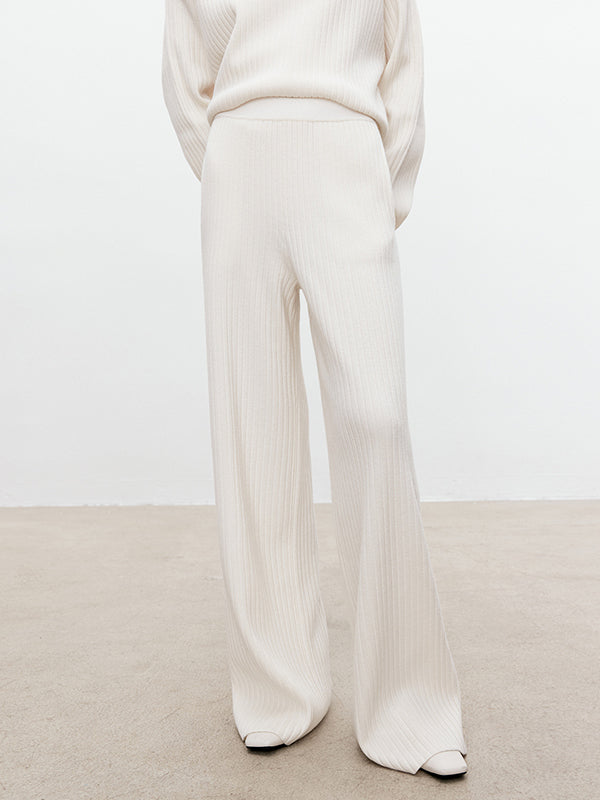 Gracefully Styled Sweater for Any Occasion