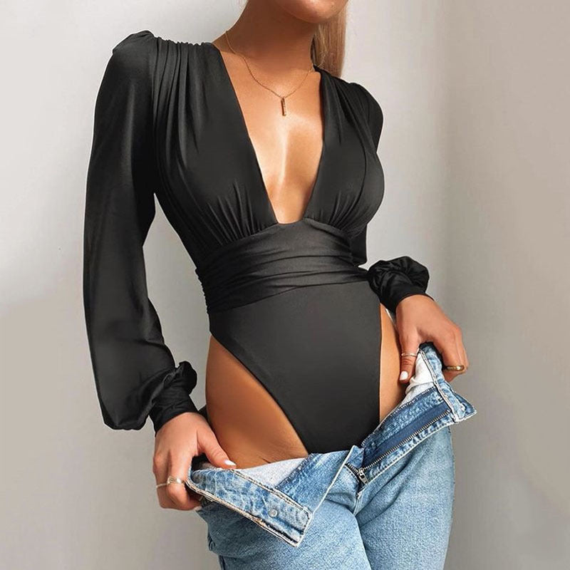 Effortlessly Elegant Top with a Timeless Design
