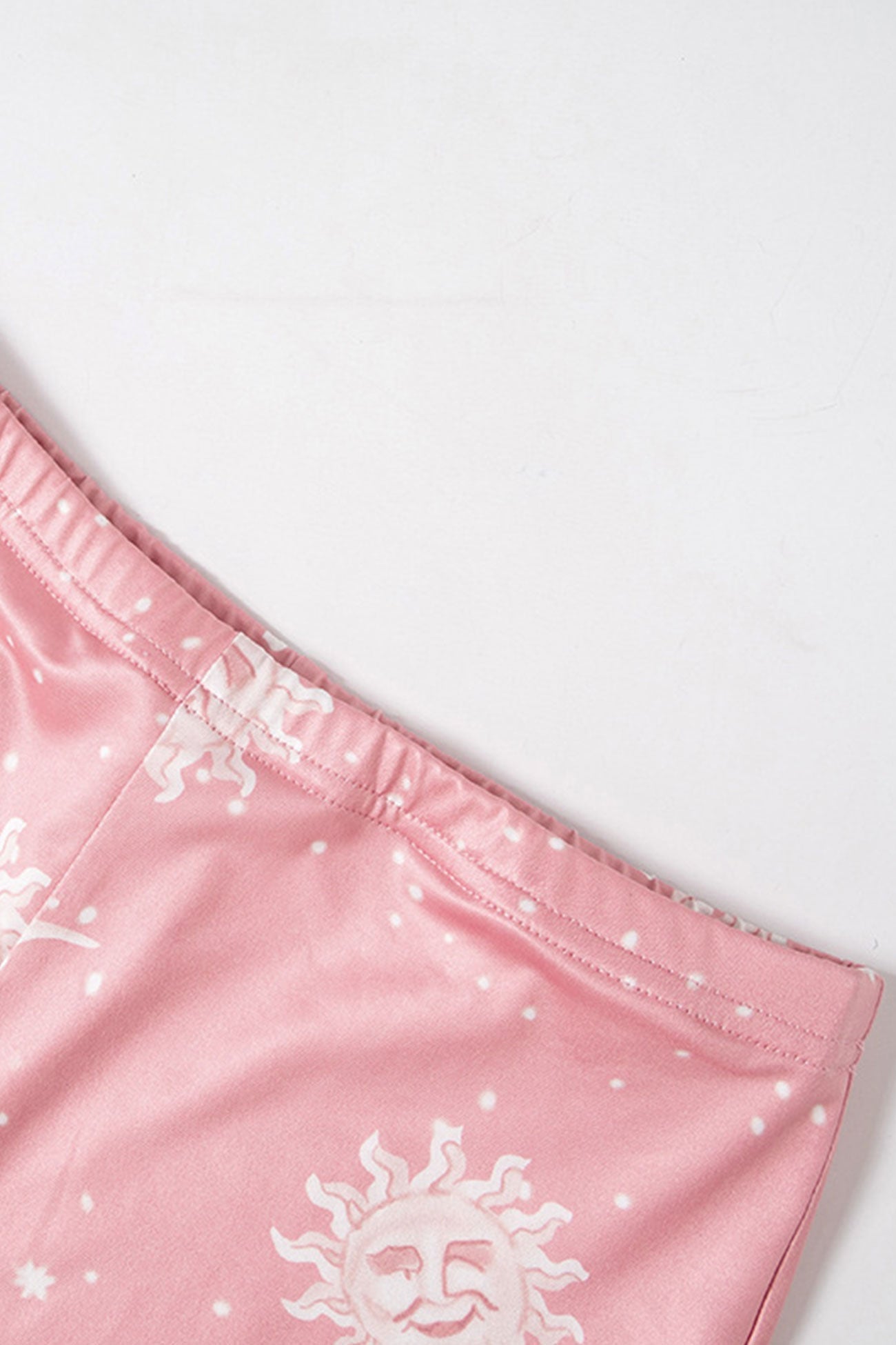 Classic Vintage Pants with a Flattering Fit