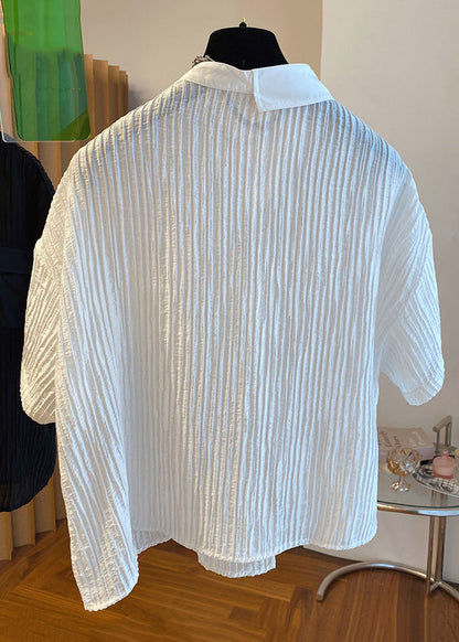 Effortlessly Elegant Blouse with a Timeless Design