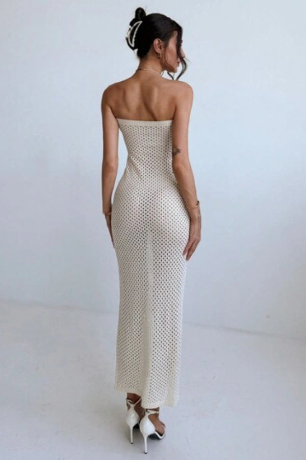 Well Tailored Garment with a Graceful Silhouette