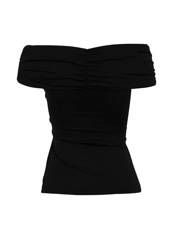 Well Tailored T-Shirt with a Graceful Silhouette