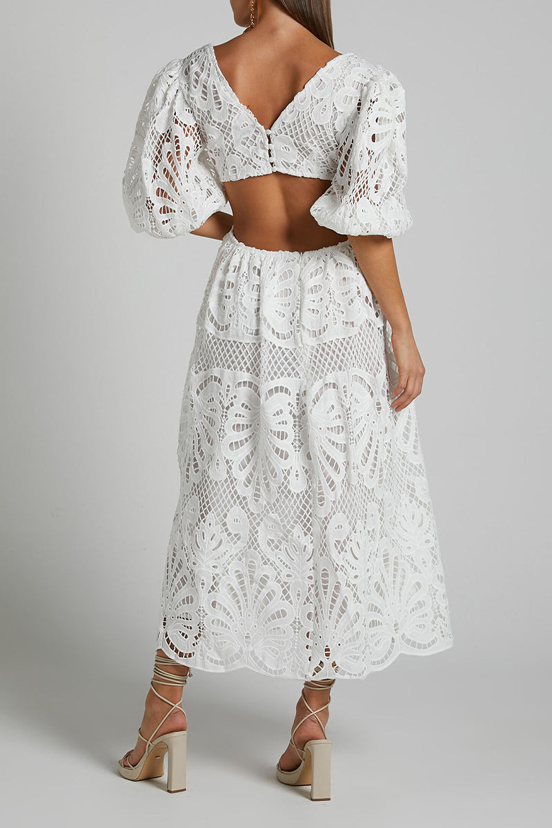 Beautifully Finished Dress in a Timeless Design