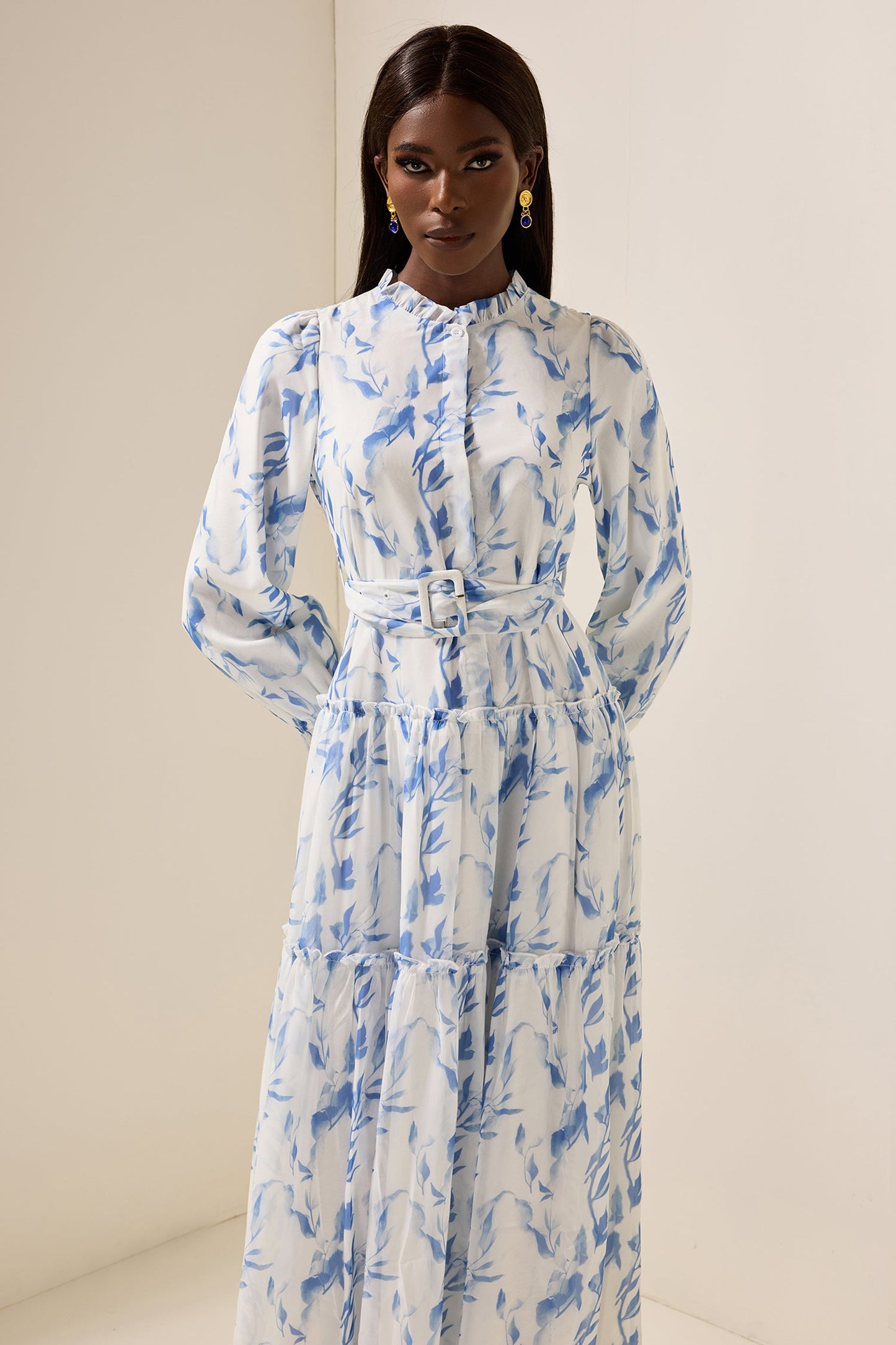 Beautifully Crafted Dress in a Classic Style