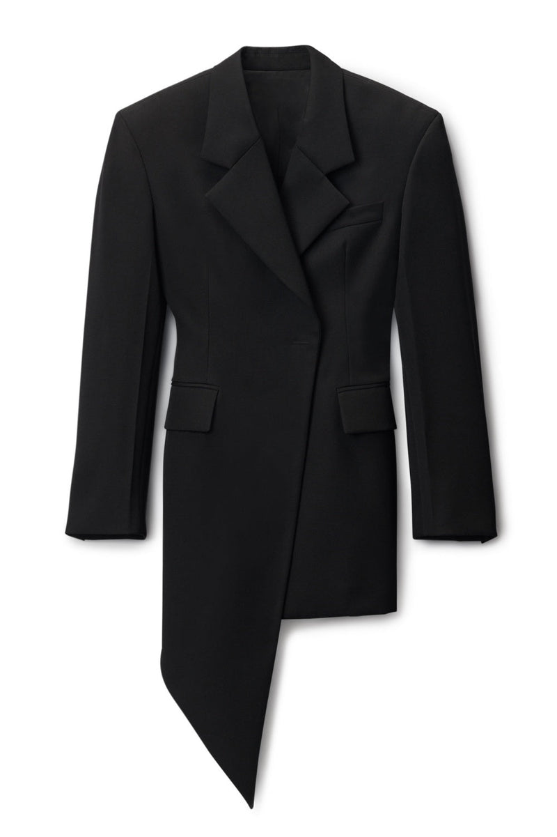 Sophisticated Garment with a Clean Classic Look