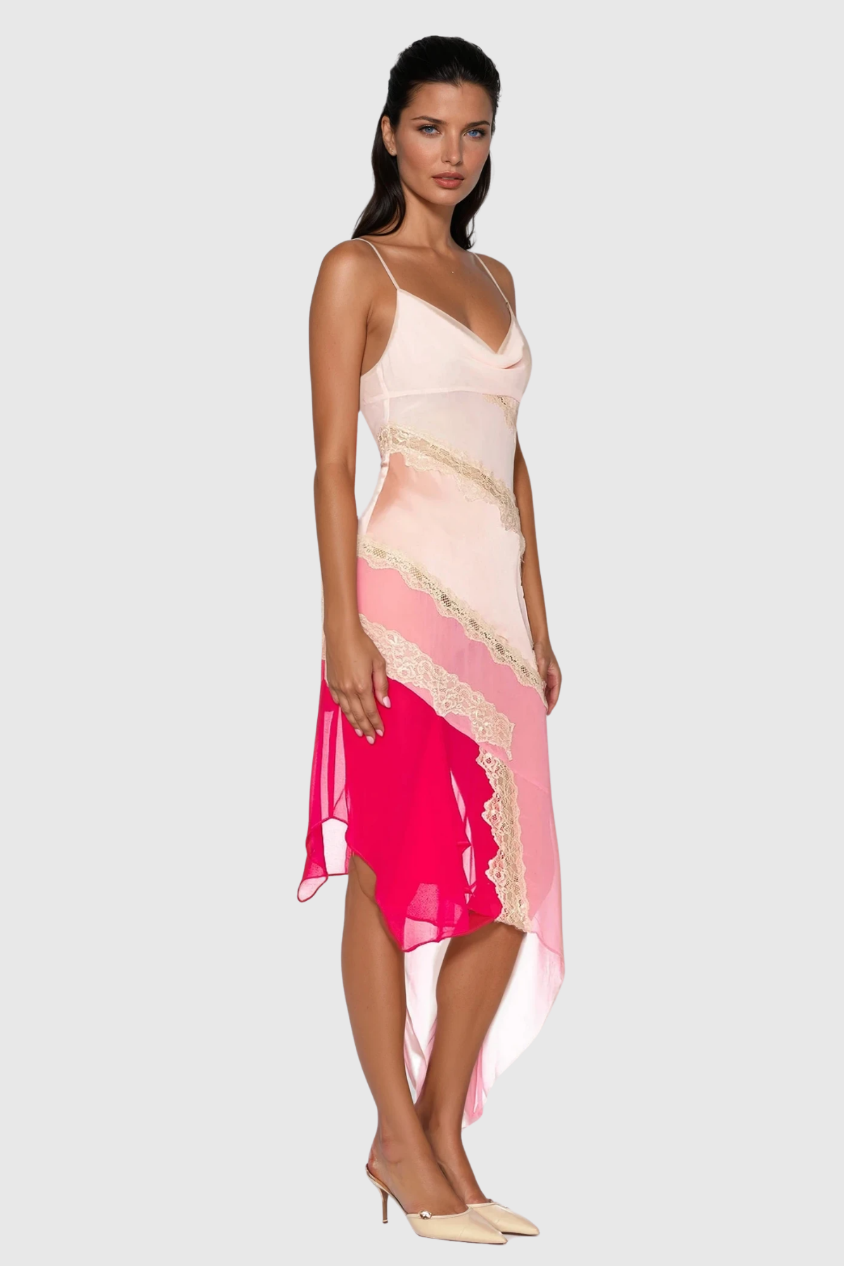 Beautifully Crafted Dress in a Classic Style