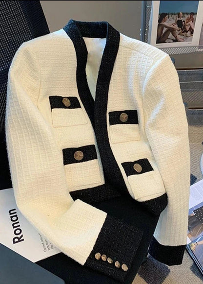Polished Jacket with an Effortless Classic Look