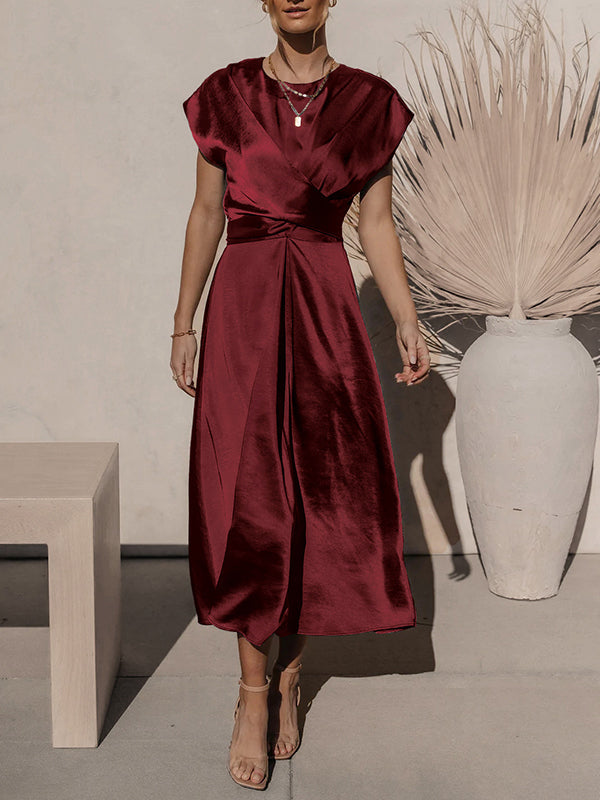 Effortlessly Elegant Dress with a Timeless Design
