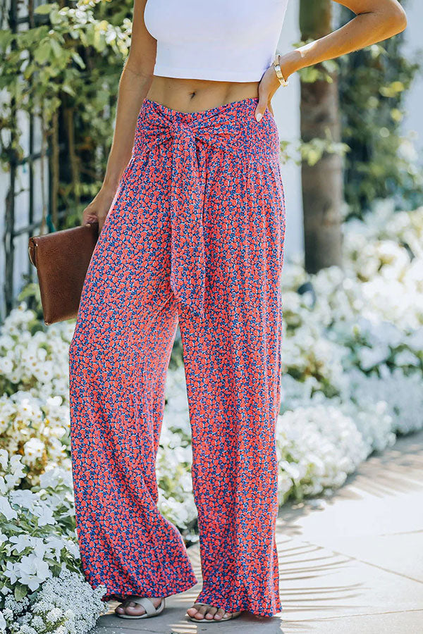 Well Tailored Pants with a Graceful Silhouette