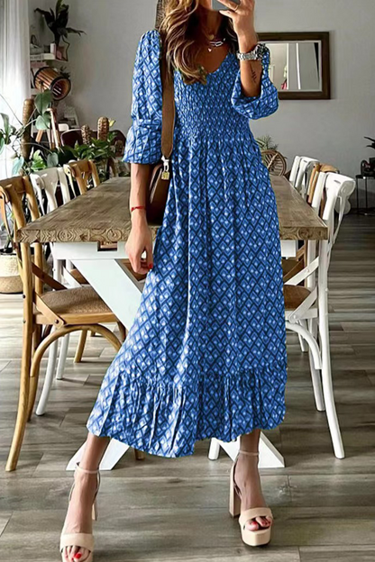Classic Vintage & Enduringly Stylish Dress