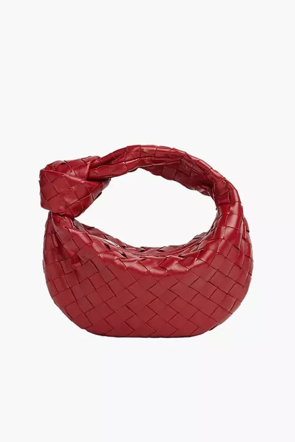 Polished Bag with an Effortless Classic Look