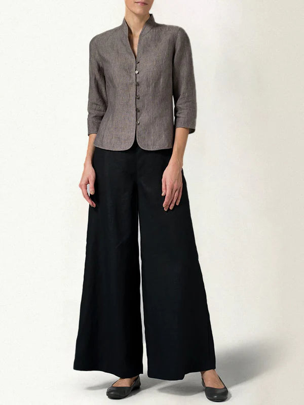 Beautifully Finished Coat in a Timeless Design