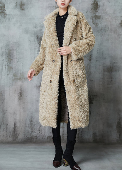 Elegantly Styled Coat for Everyday Wear