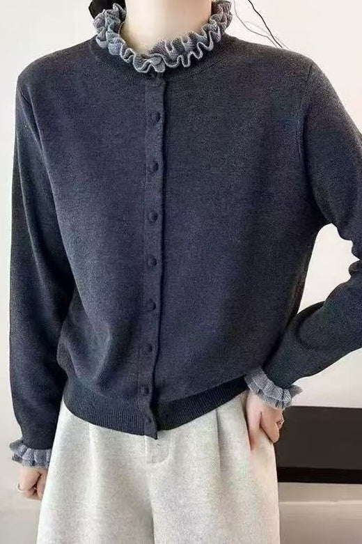 Elegantly Styled Cardigan for Everyday Wear