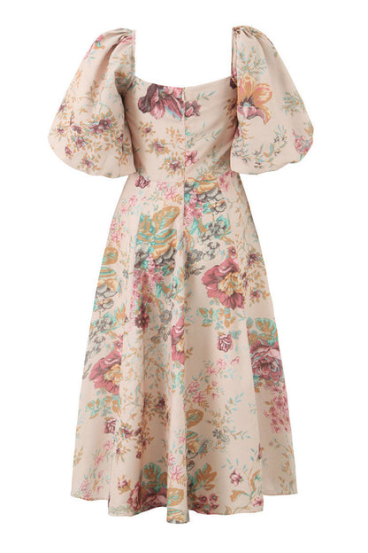 Classic Vintage & Enduringly Stylish Dress