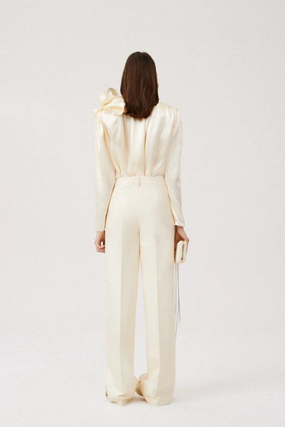Polished Blouse with an Effortless Classic Look