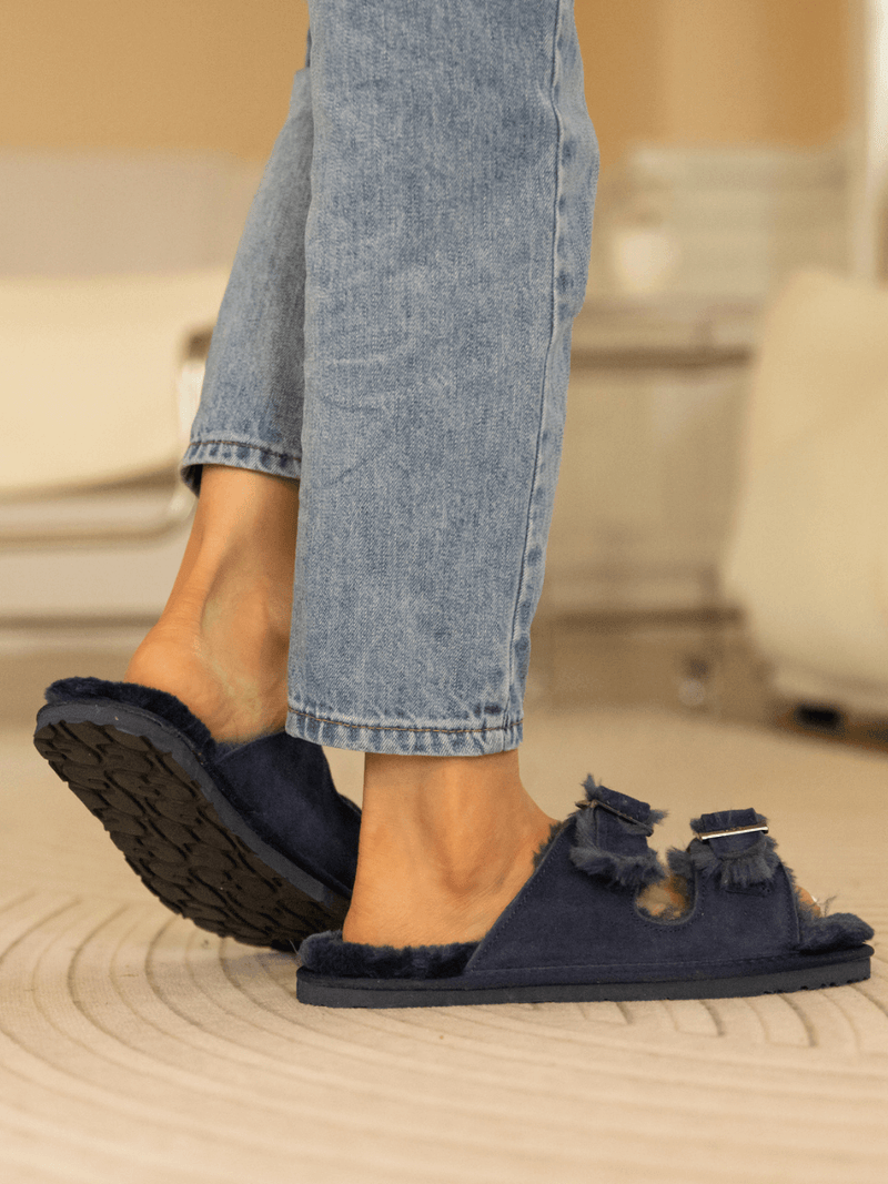 Gracefully Styled Garment for Any Occasion