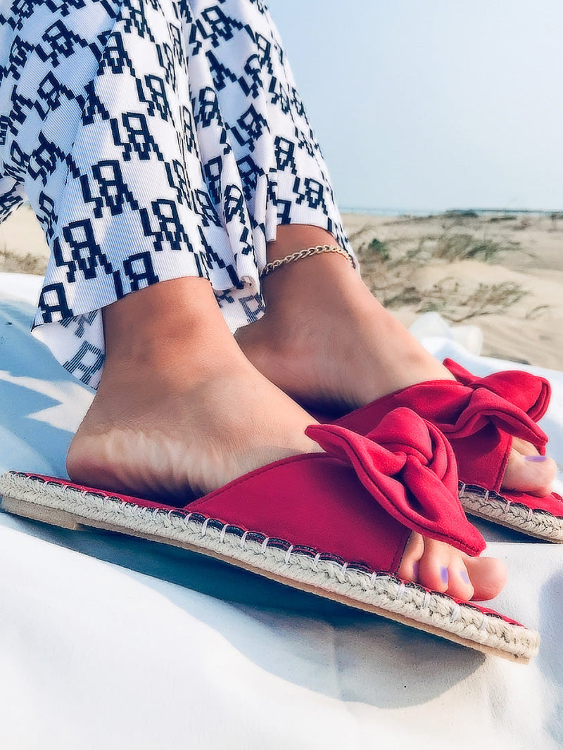 Beautifully Crafted Sandals in a Classic Style