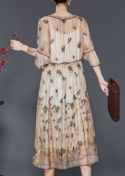 Sophisticated Dress with a Clean Classic Look