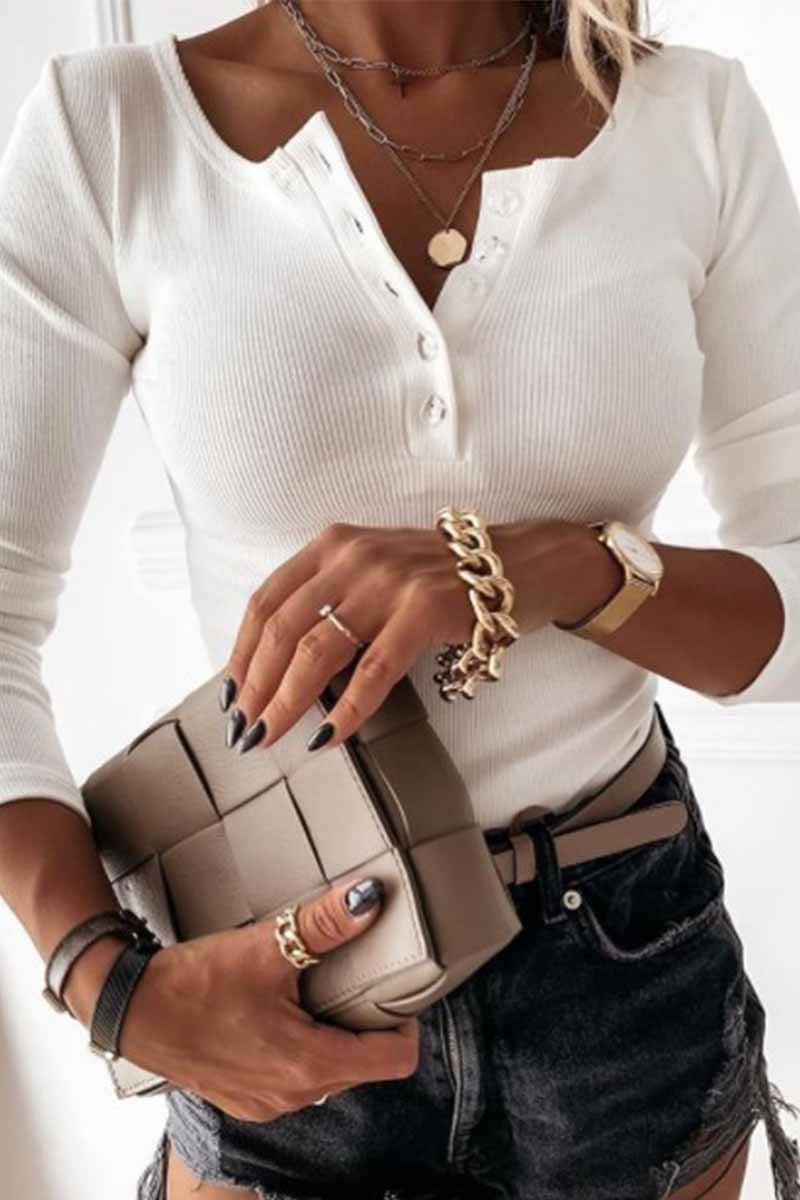 Beautifully Crafted Sweater in a Classic Style