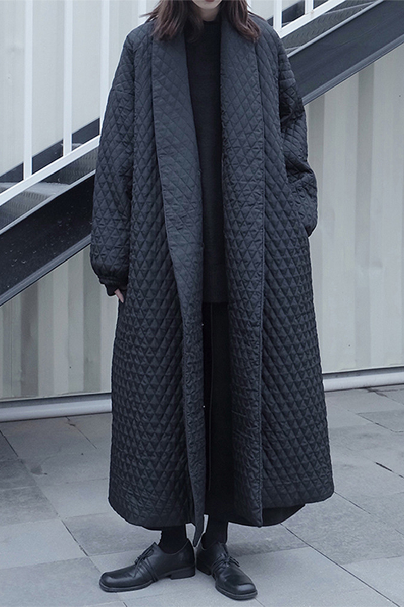Gracefully Styled Coat for Any Occasion