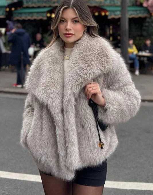 Polished Coat with an Effortless Classic Look