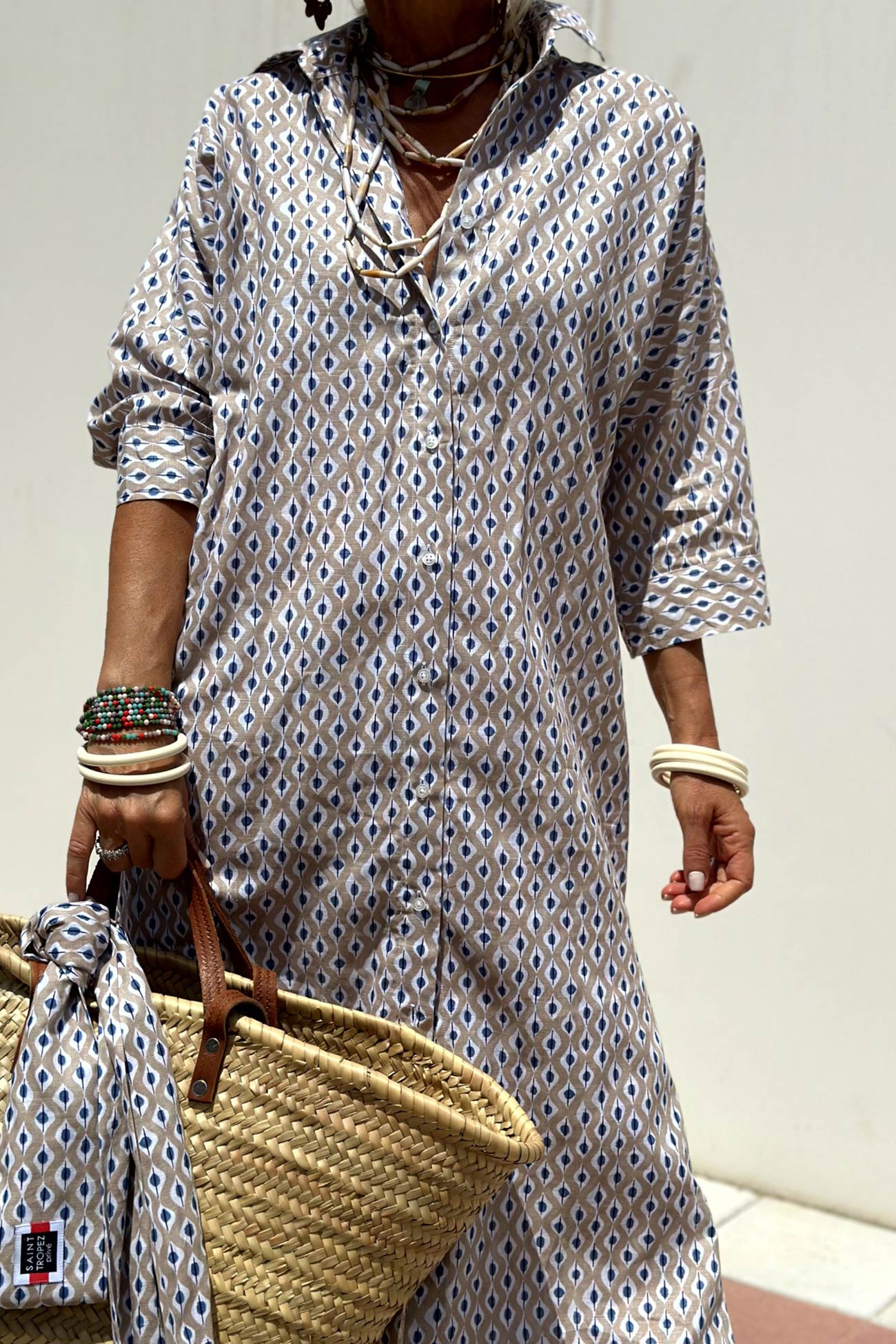 Gracefully Styled Dress for Any Occasion