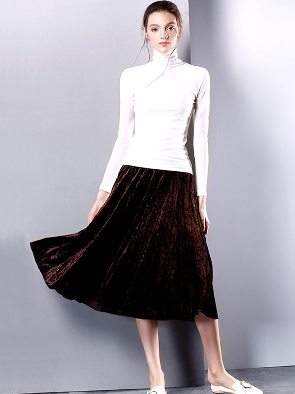 A Vintage Style T-Shirt with Delicate Timeless Details